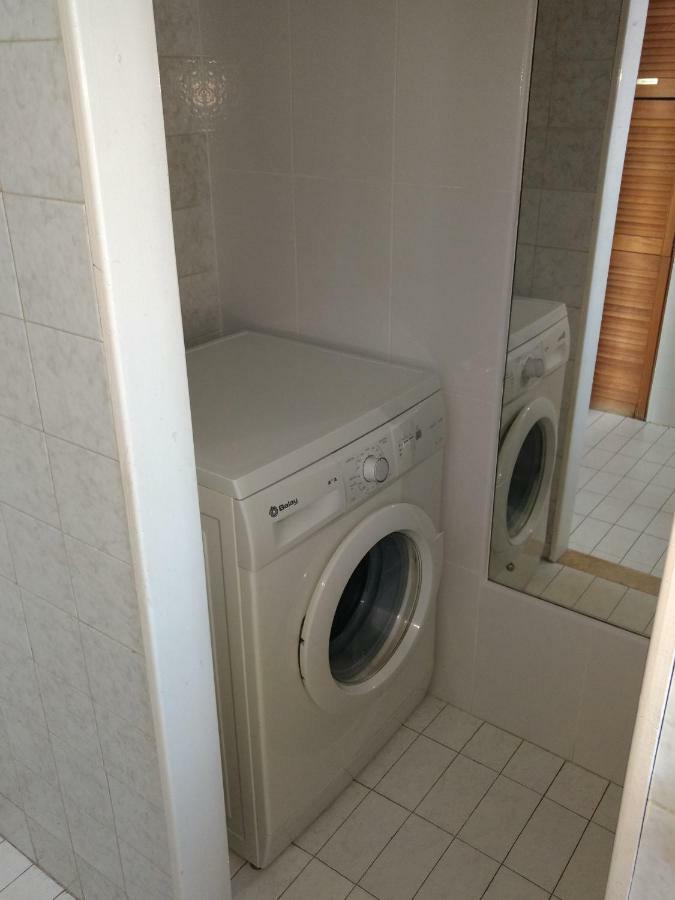 First Line Costa Del Sol Beach Suites 푸엔히롤라 외부 사진